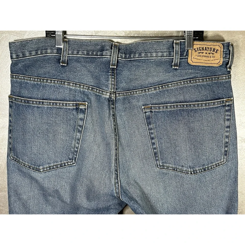 Levi‎ Strauss Signature Blue Jeans Mens Size 40x30 Straight Fit Work Wear